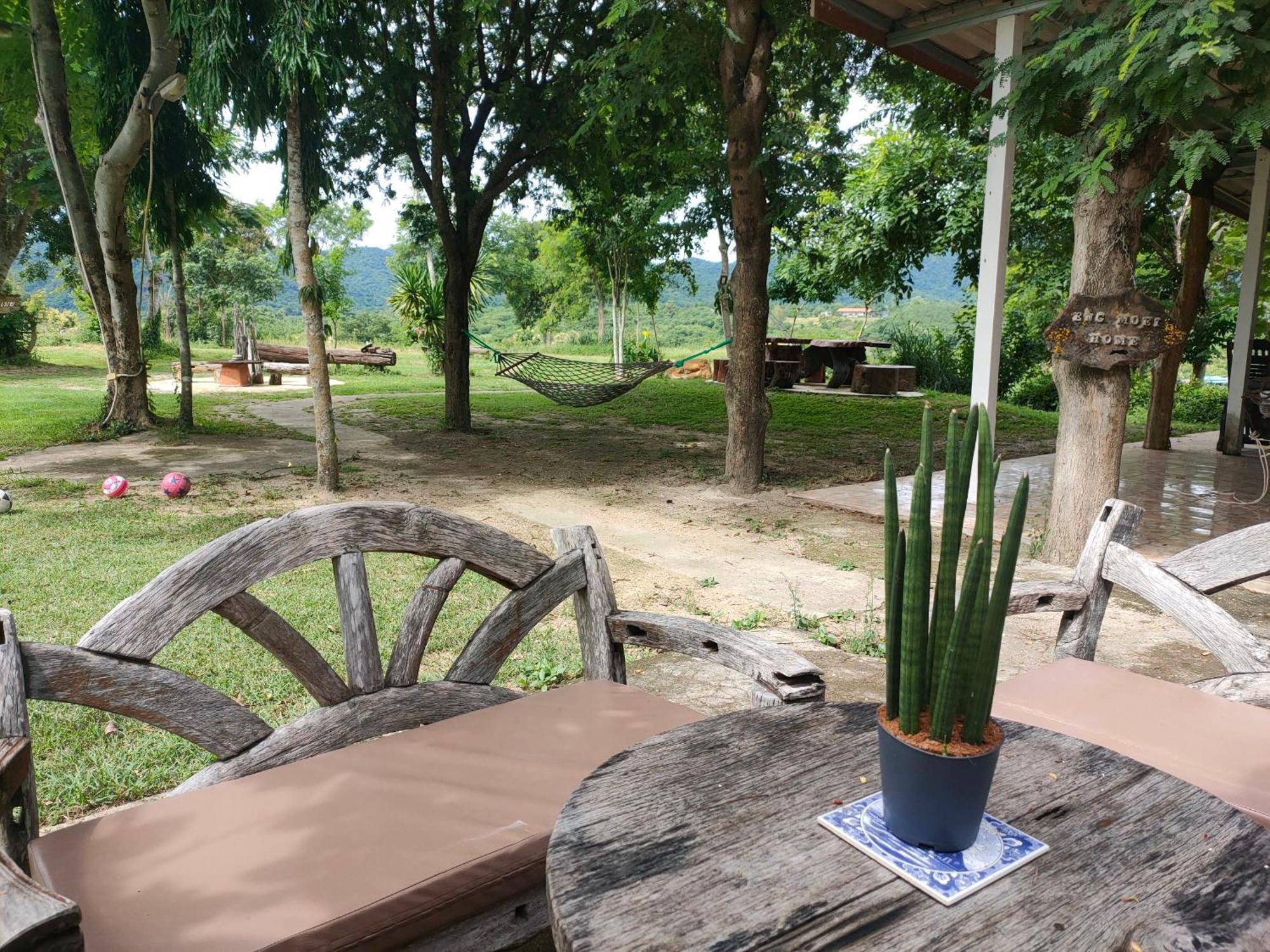 บ้านอิงเมยแคมป์ แก่งกระจาน Ban Phu Bon エクステリア 写真